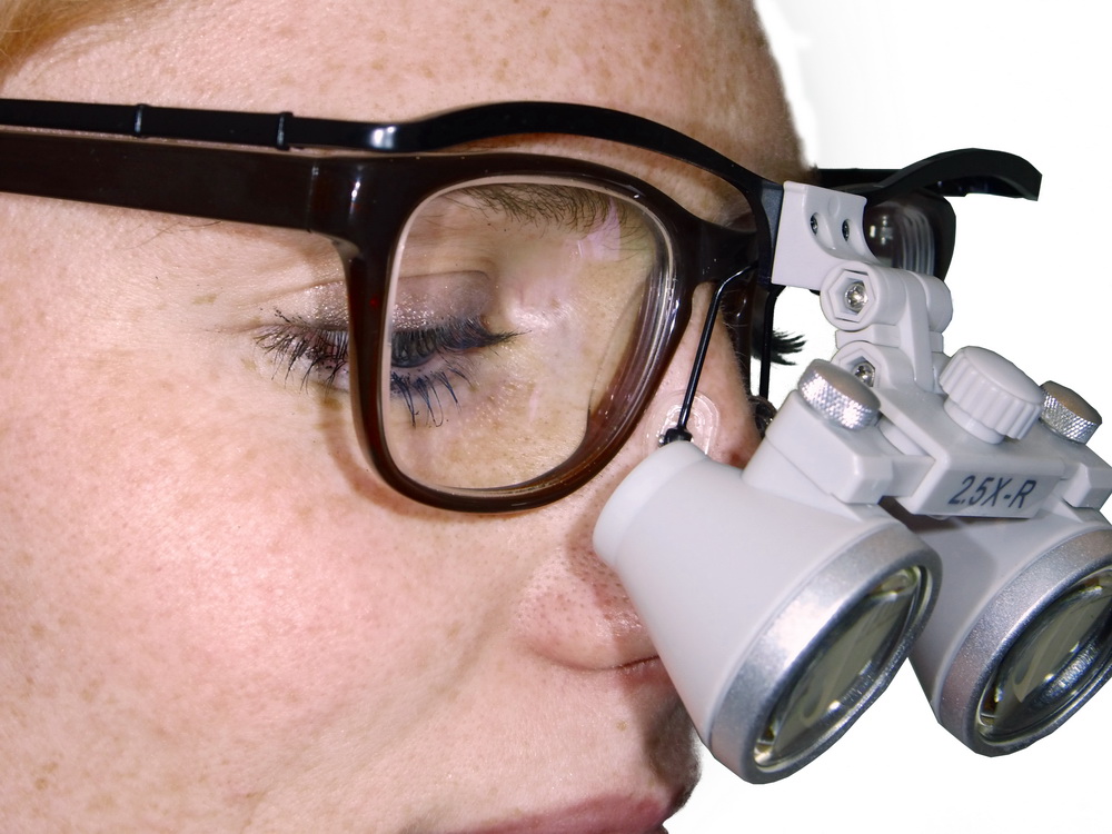 LEDental loupe, mounted on Double Frame with own glasses